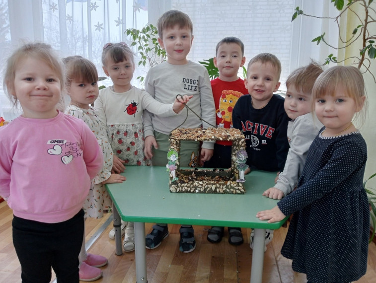 Игрушки-кормушки.